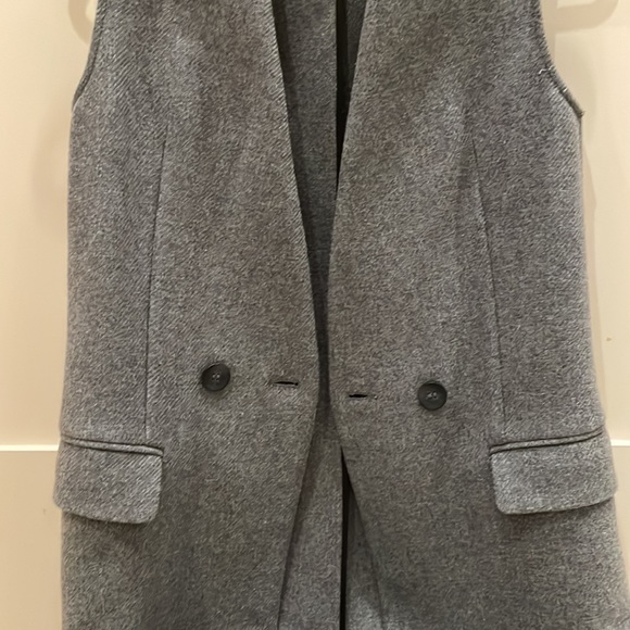 Zara grey warm stylish wool vest - Picture 2 of 4